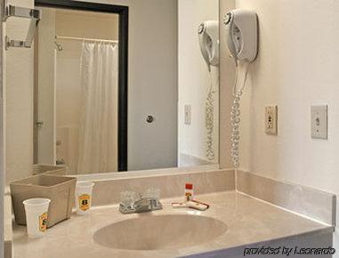 Super 8 By Wyndham Cloquet Hotel Room photo